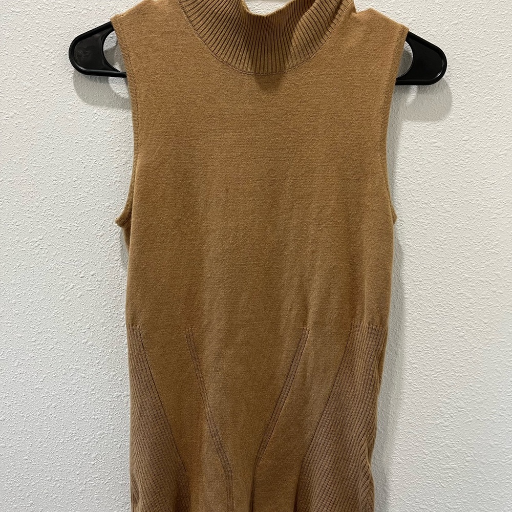 Elie Tahari Tan Ribbed Knit Top